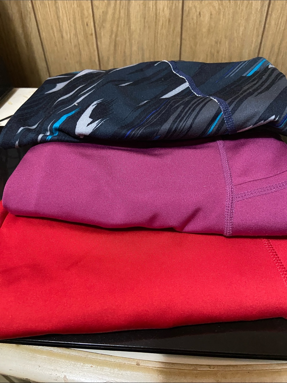 Women’s High-Rise Leggings - Magenta and Red